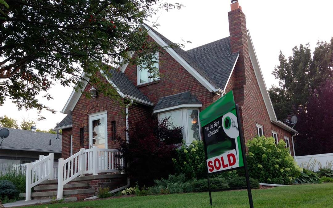 A brick home that was for sale is now sold