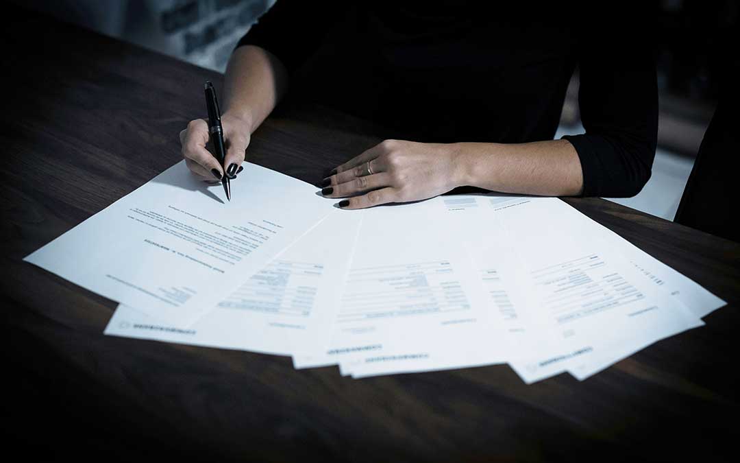 Crafting a Competitive Offer with Home Inspection Protection: A Guide for Homebuyers and Realtors